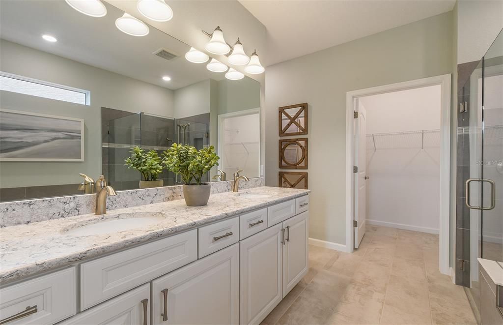 Image 20 of property listing at 2711 SERENITY MEADOW DRIVE, Kissimmee, FL 34744