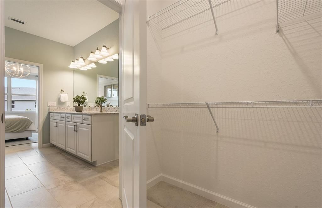 Image 22 of property listing at 2711 SERENITY MEADOW DRIVE, Kissimmee, FL 34744