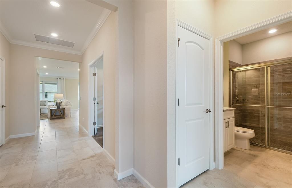 Image 25 of property listing at 2711 SERENITY MEADOW DRIVE, Kissimmee, FL 34744
