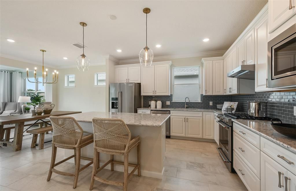 Image 4 of property listing at 2711 SERENITY MEADOW DRIVE, Kissimmee, FL 34744