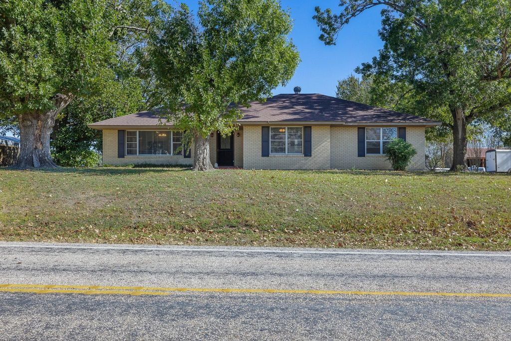 23242 Fm 1155 E, Washington, TX 77880