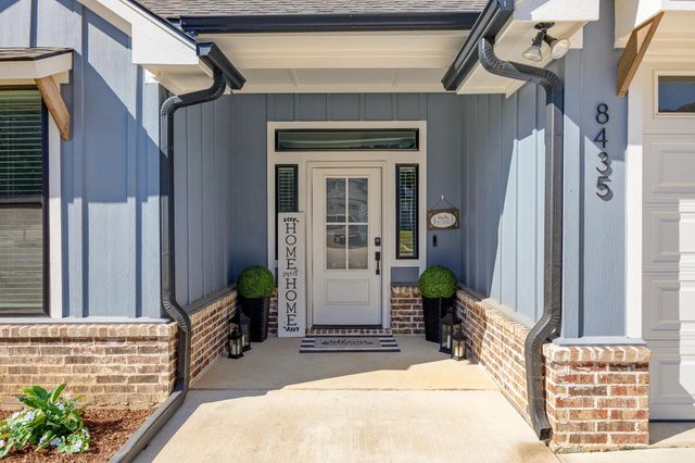 8435 Lakeway Dr., Tyler, TX 75703