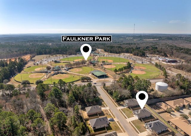 8435 Lakeway Dr., Tyler, TX 75703