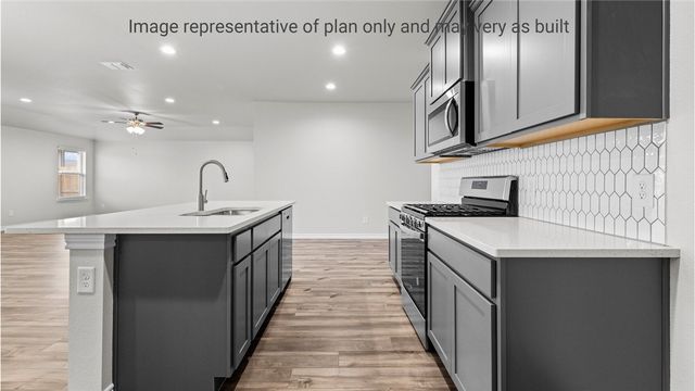 185 Kokomo Dr, Rockport, TX 78382