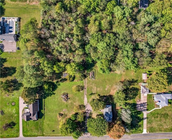 1039 N Keel Ridge Rd, Hermitage, PA 16148