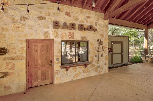 6909 Sunset Ridge, Jonestown, TX 78645