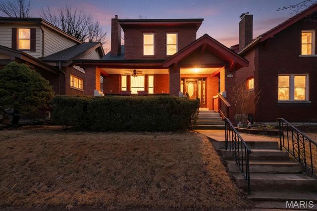 3956 Connecticut Street, St Louis, MO 63116