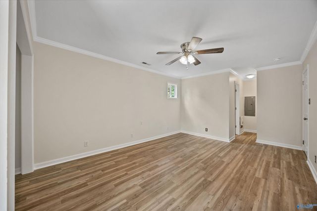 1703 Buena Vista Circle SE, Decatur, AL 35601