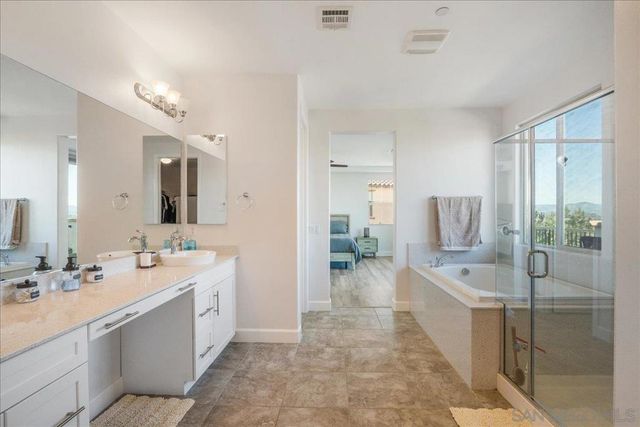 1517 Leonis Pl, Vista, CA 92083