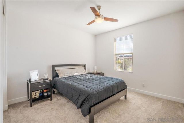1517 Leonis Pl, Vista, CA 92083