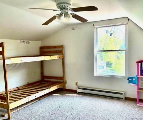 159 E Dorsey Lane, Poughkeepsie, NY 12601