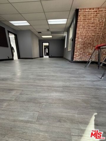 4435 S Santa Fe Avenue, Vernon, CA 90058