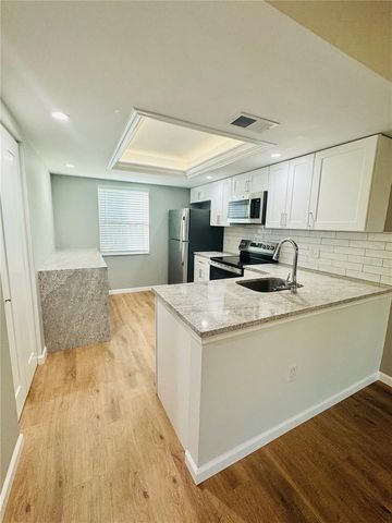 203 MEADOW LANE, Oldsmar, FL 34677