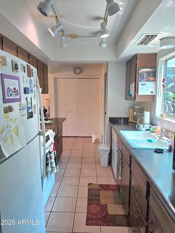 934 E Montebello Avenue, Phoenix, AZ 85014