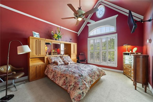 6007 Old Orchard Road, Kernersville, NC 27284