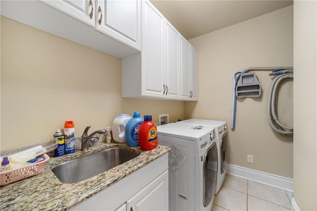 6007 Old Orchard Road, Kernersville, NC 27284