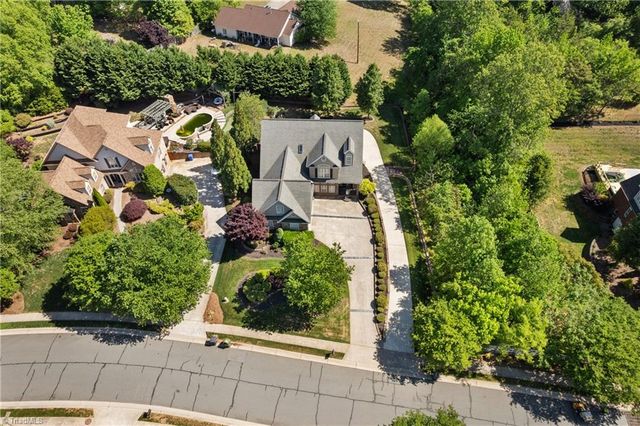 6007 Old Orchard Road, Kernersville, NC 27284