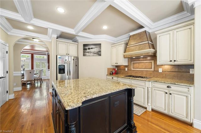6007 Old Orchard Road, Kernersville, NC 27284