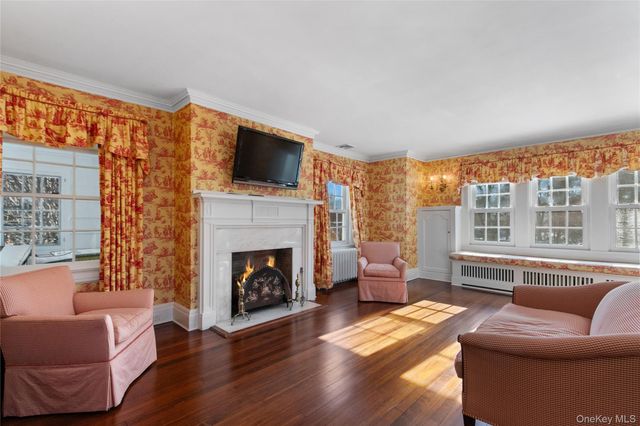 36 Revolutionary Road, Briarcliff Manor, NY 10510