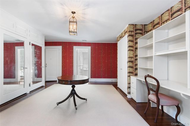 36 Revolutionary Road, Briarcliff Manor, NY 10510