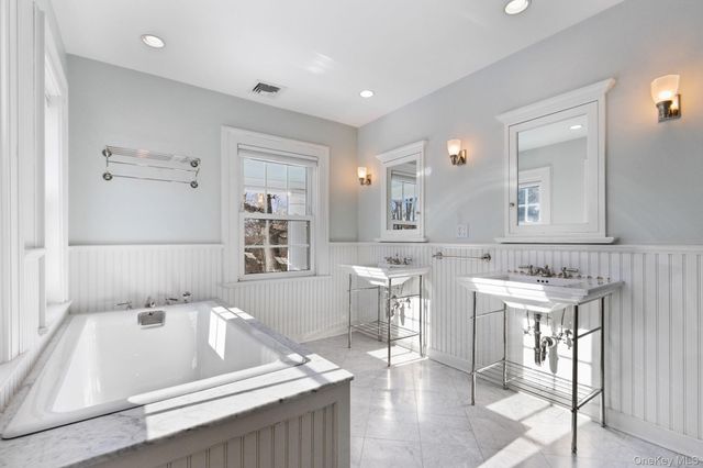36 Revolutionary Road, Briarcliff Manor, NY 10510