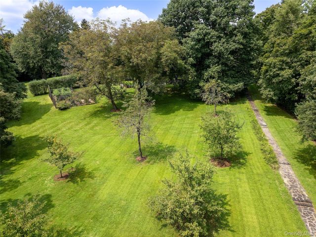 36 Revolutionary Road, Briarcliff Manor, NY 10510