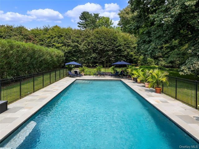 36 Revolutionary Road, Briarcliff Manor, NY 10510