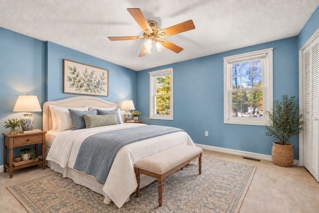 52 Warren St 8, Peabody, MA 01960
