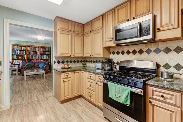 4041 Constitution Ave, North Highlands, CA 95660