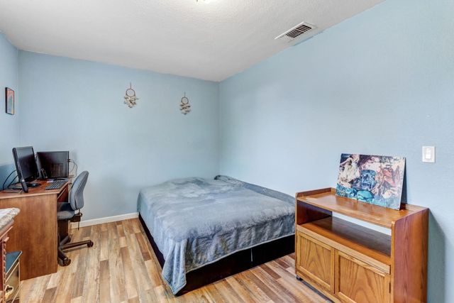 4041 Constitution Ave, North Highlands, CA 95660