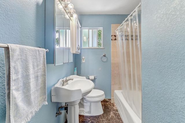 4041 Constitution Ave, North Highlands, CA 95660
