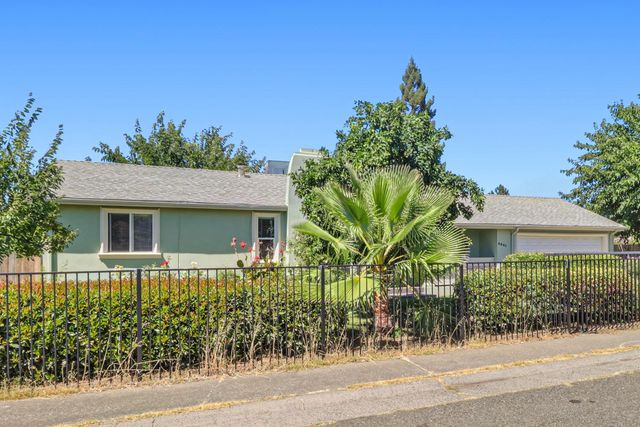 4041 Constitution Ave, North Highlands, CA 95660