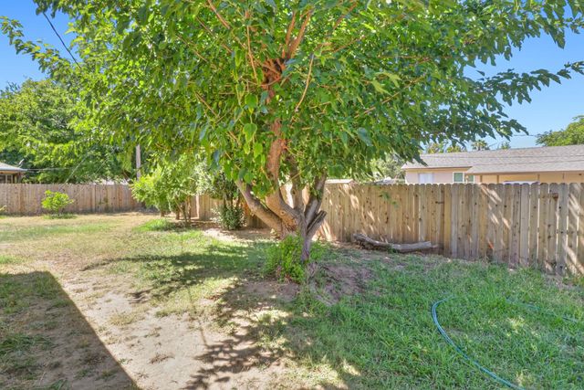 4041 Constitution Ave, North Highlands, CA 95660