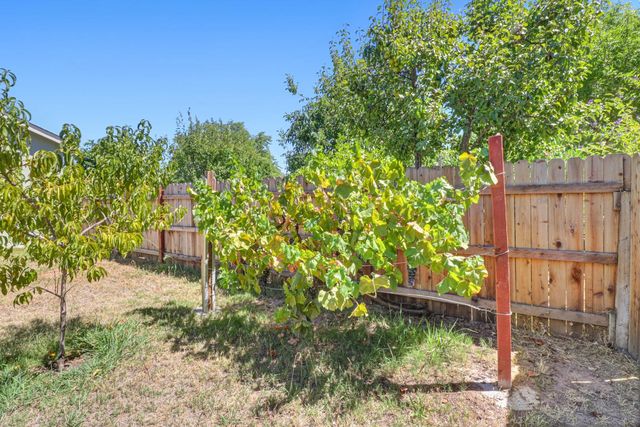 4041 Constitution Ave, North Highlands, CA 95660