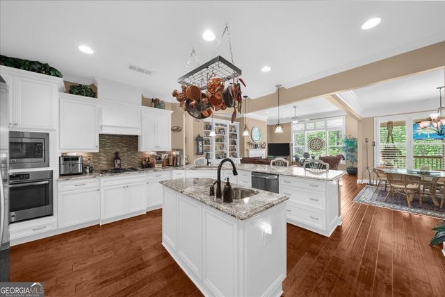 3768 Golden Leaf Point SW, Gainesville, GA 30504