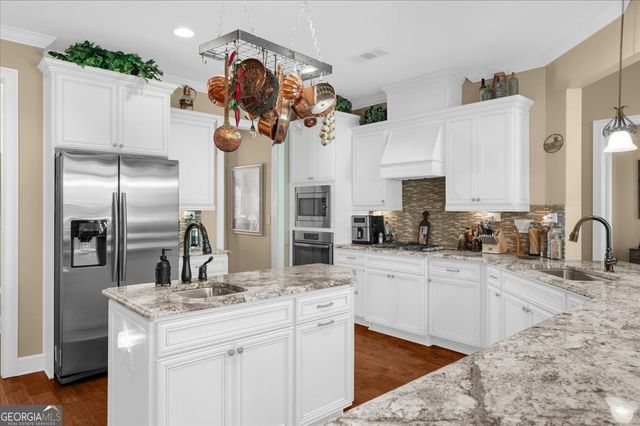 3768 Golden Leaf Point SW, Gainesville, GA 30504