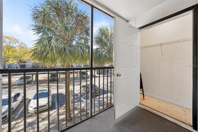 8915 LATREC AVE 2203, Orlando, FL 32819