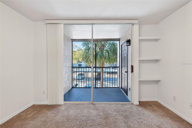 8915 LATREC AVE 2203, Orlando, FL 32819