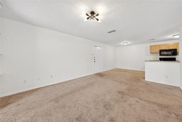 8915 LATREC AVE 2203, Orlando, FL 32819