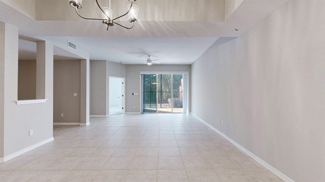 1653 Makarios Dr, St Augustine, FL 32080