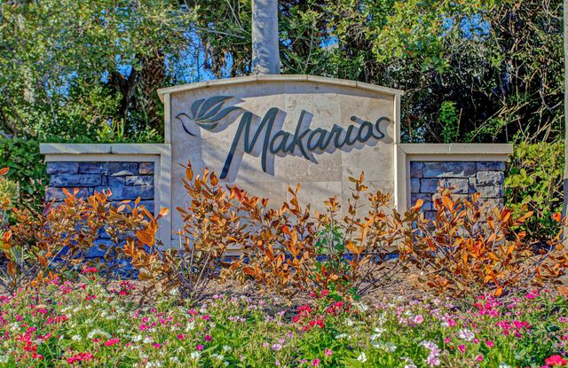 1653 Makarios Dr, St Augustine, FL 32080