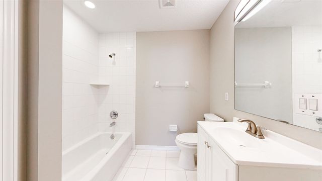 1653 Makarios Dr, St Augustine, FL 32080