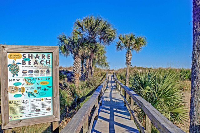 1653 Makarios Dr, St Augustine, FL 32080