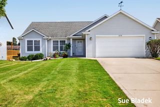 3716 Hickoryrow Court, Holland Twp, MI 49424