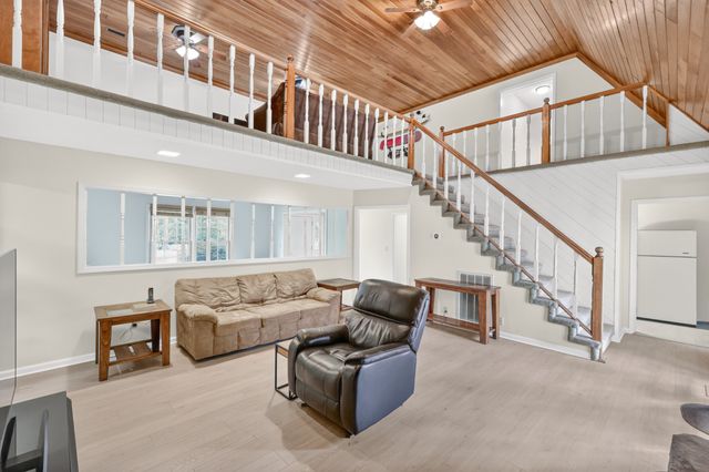 241 Camille St, Manchester, TN 37355