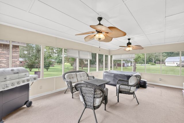 241 Camille St, Manchester, TN 37355