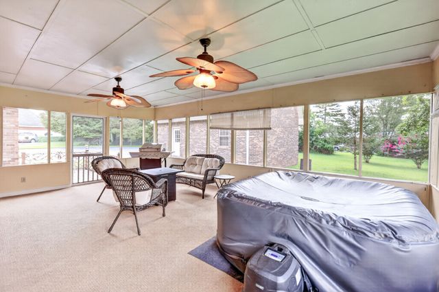 241 Camille St, Manchester, TN 37355