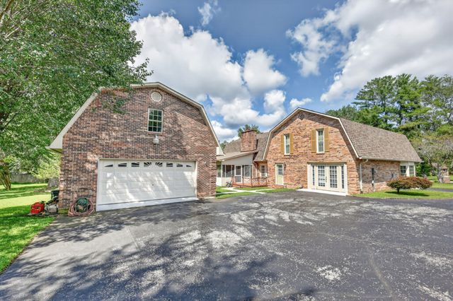 241 Camille St, Manchester, TN 37355