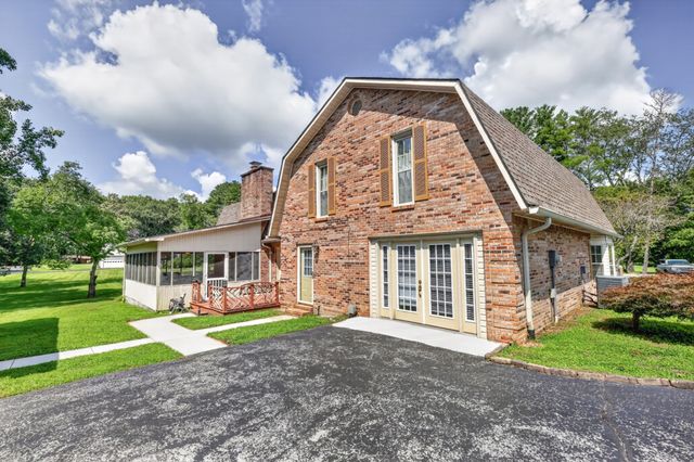 241 Camille St, Manchester, TN 37355