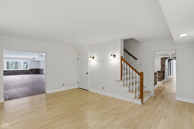 8602 Frontgate Lane, Indianapolis, IN 46256